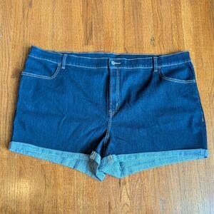 Old Navy | 3.5" Mid-Rise Cuffed Rinsed Jean Shorts | 24 Plus